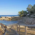 Alicia - Coralli Beachfront 公寓 帕拉利米尼