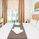 Alicia - Coralli Beachfront Paralimni