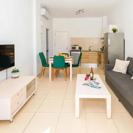 Holiday home Alicia - Coralli Beachfront Paralimni