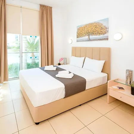 Alicia - Coralli Beachfront * Paralimni